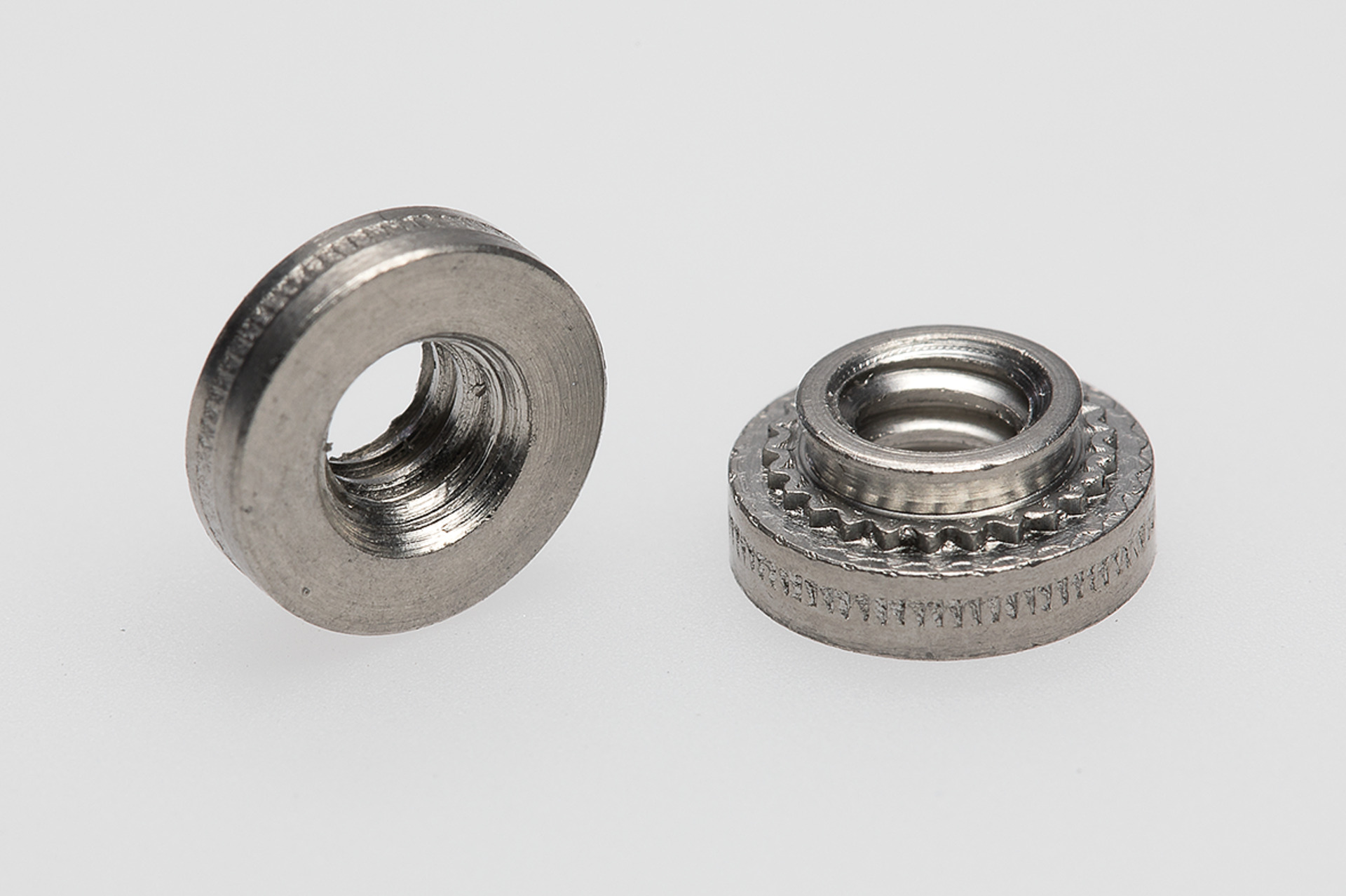 Captive® Einpressmutter für Edelstahl A2 (Serie CFSP)