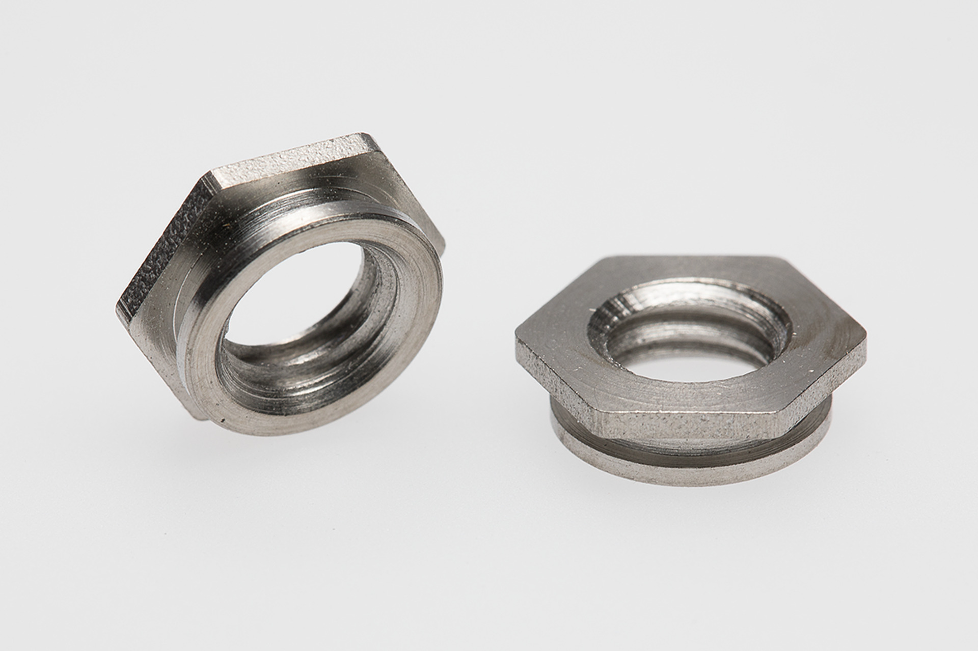 Captive® Einpressmutter für Metall für oberflächenbündige Montage A2 (Serie CFL)