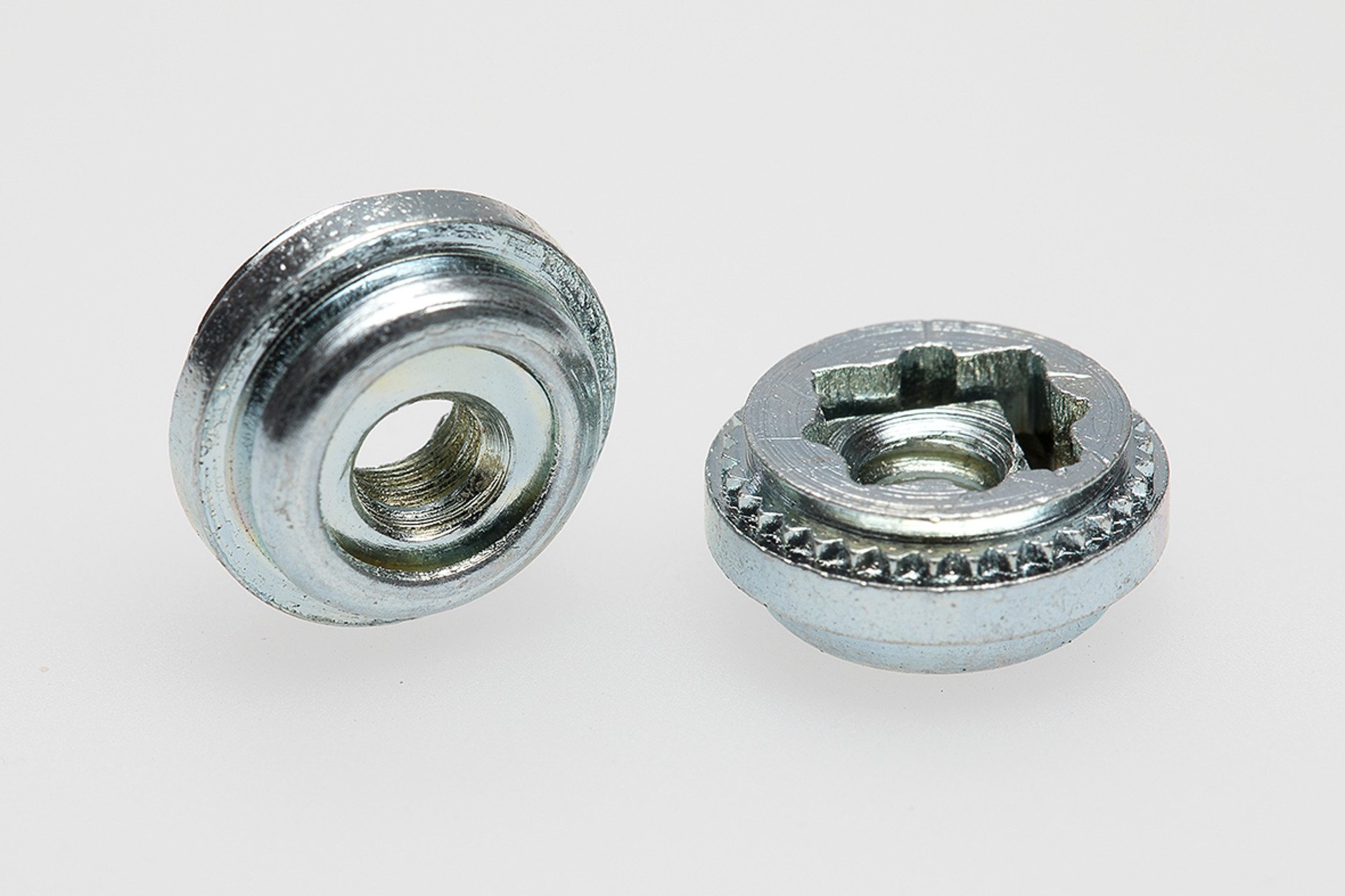 Captive® Einpressmutter für Metall Bew. St (Serie CFAS)