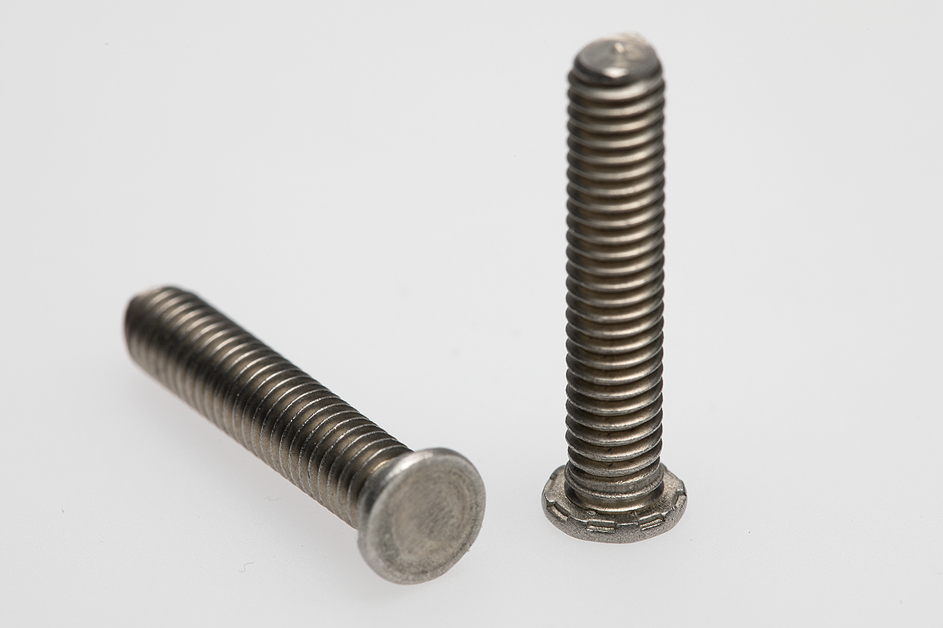 Captive® Einpress-Gewindebolzen für Metall St (Serie TCH)